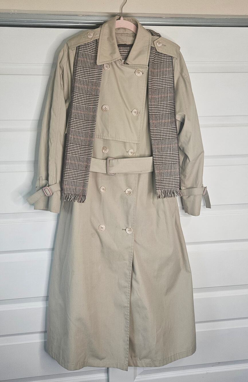 Vintage London Fog Trench Coat Raincoat Plaid Liner Scarf Leather Buckles Tan 12